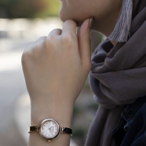 ساعت مچی زنانه برند رومانسون مدل RM7A21llggA1R