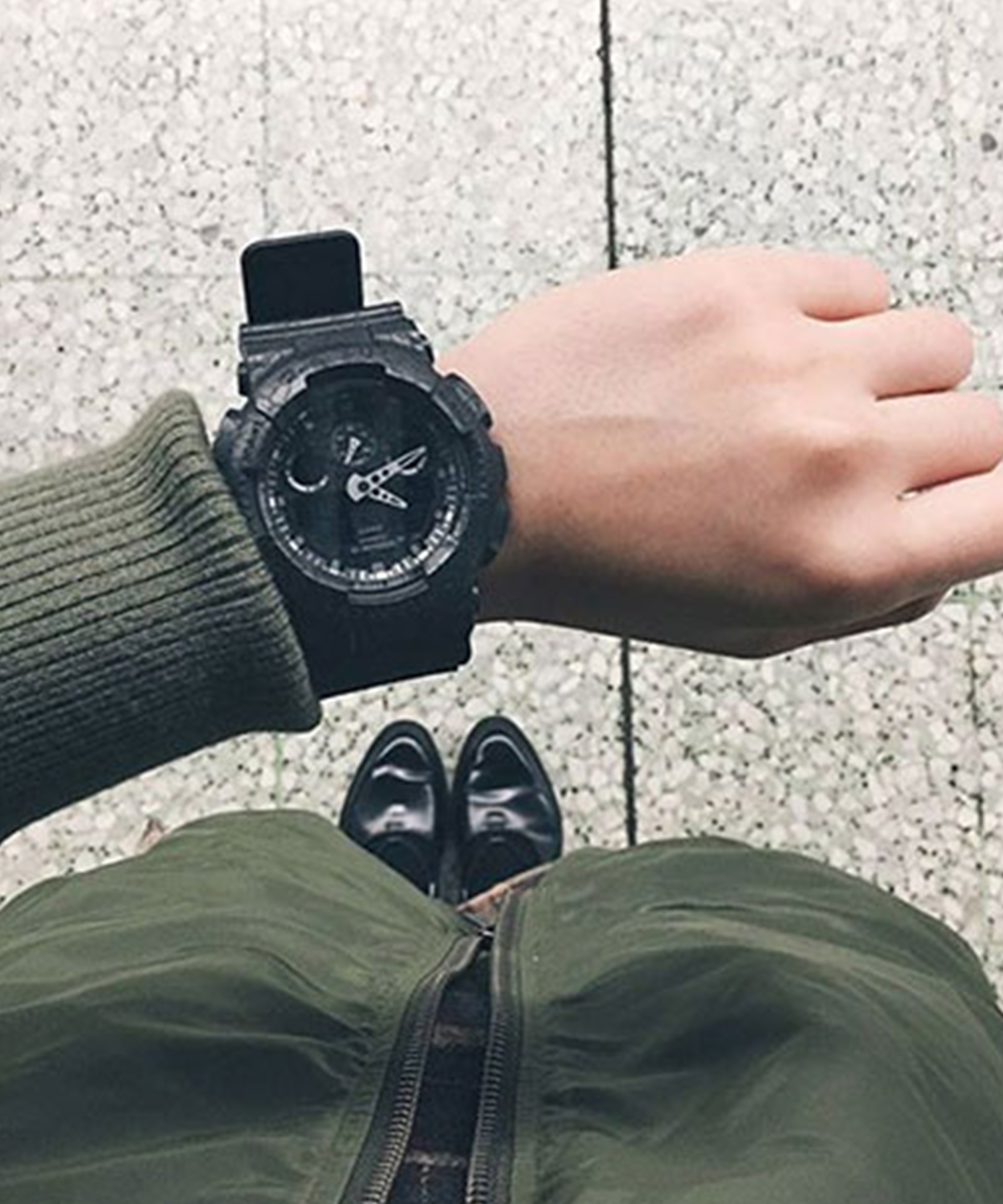 ساعت مچی عقربه ای مردانه برند کاسیو سری جی شاک مدل GA-100CG-1ADR